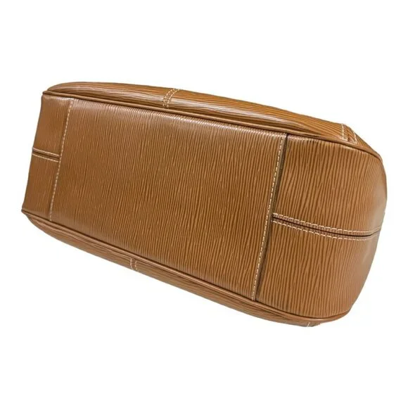 LOUIS VUITTON Brown Leather Shoulder Bag - Picture 5 of 12